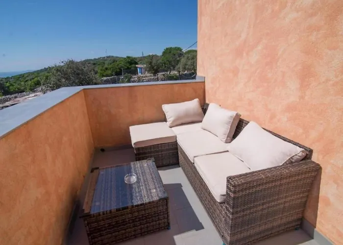 דירה Bonic - Two Bedroom With Balcony